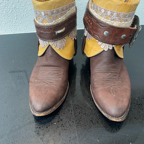 Custom made Gypsy Boots - Picture 5 of 7